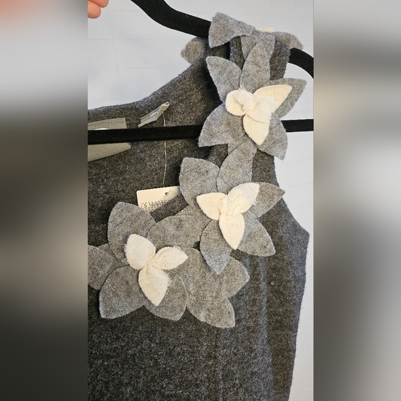 Anthropology gray white flower a frame dress - Picture 3 of 5